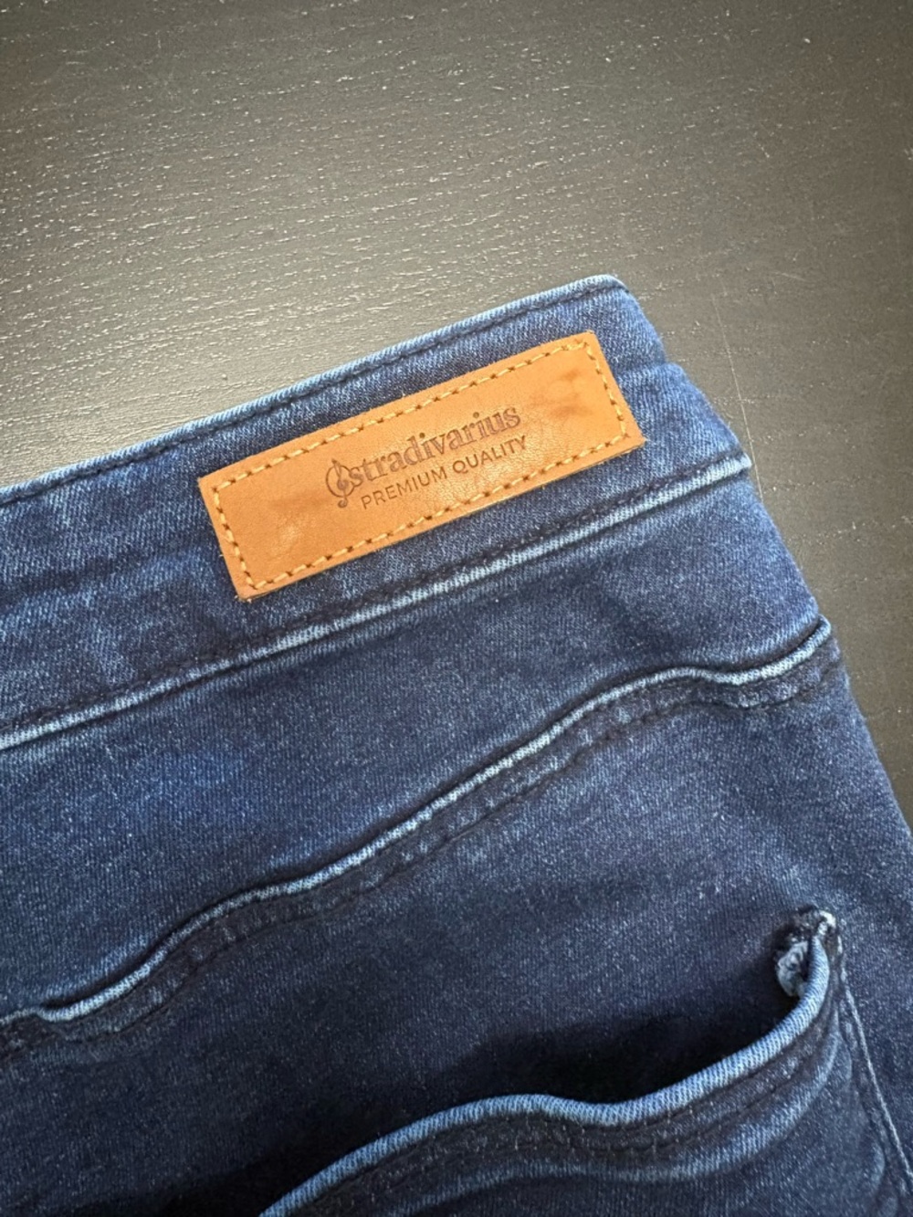 Stradivarius EUR 42 Slim Skinny Jeans in Medium Blue - Picture 2 of 4